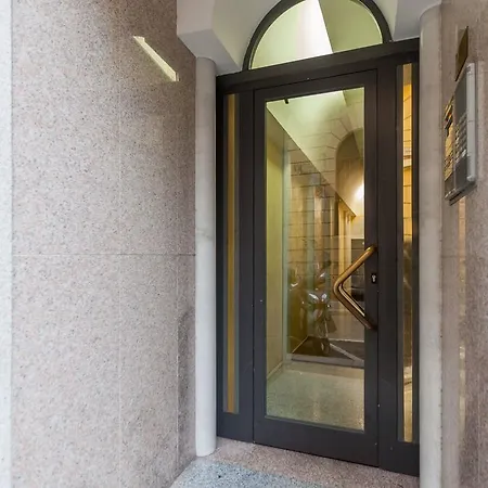 易家 - 斯皮佳套房公寓