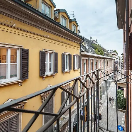 易家 - 斯皮佳套房公寓 * 米兰