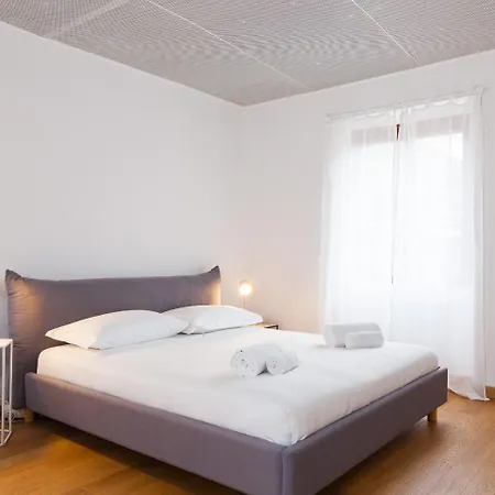 易家 - 斯皮佳套房公寓 公寓 米兰