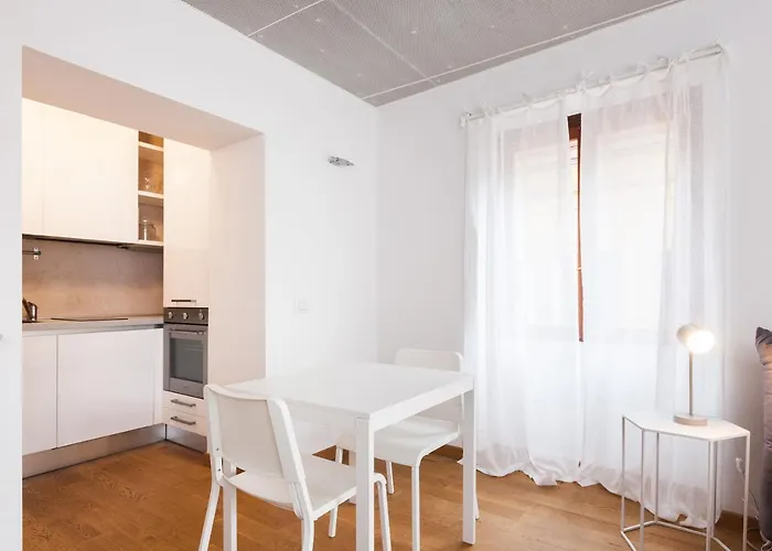 Easyhomes - Spiga * Milánó