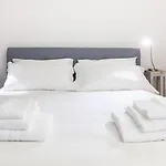 Easyhomes - Spiga Apartamento *